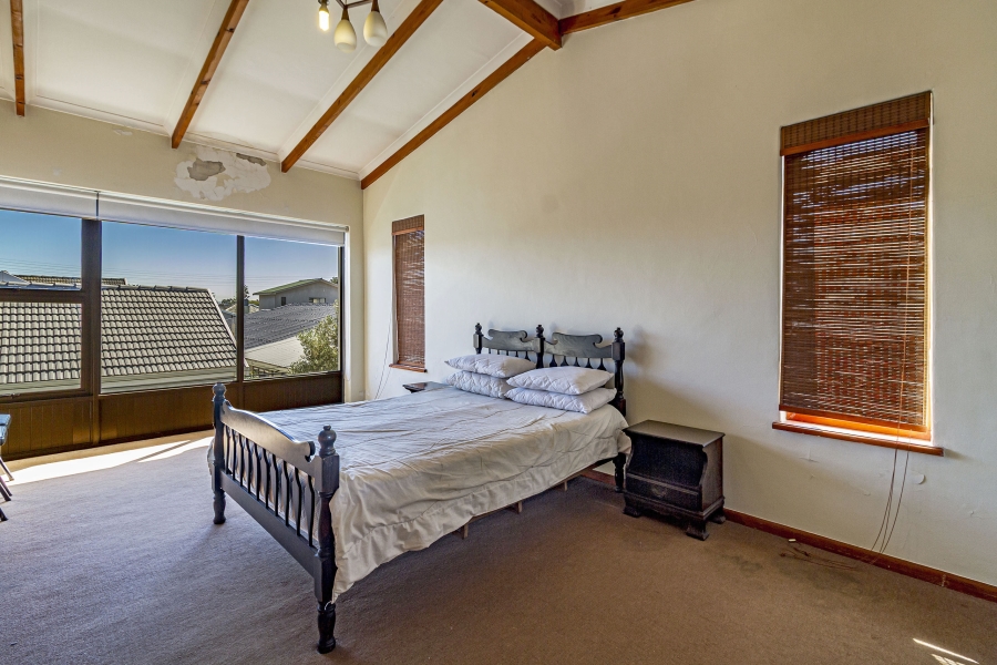 5 Bedroom Property for Sale in Lochnerhof Western Cape